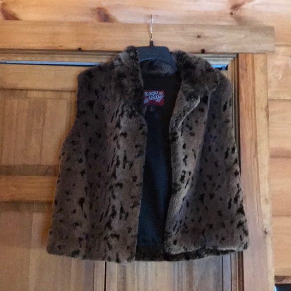 vintage valley Jackets & Blazers - Fake fur vest vintage valley Jackets & Blazers - Fake fur vest